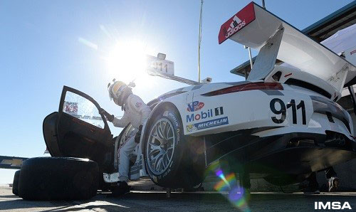 2014_sebring_day1_900x600_v5.jpg
